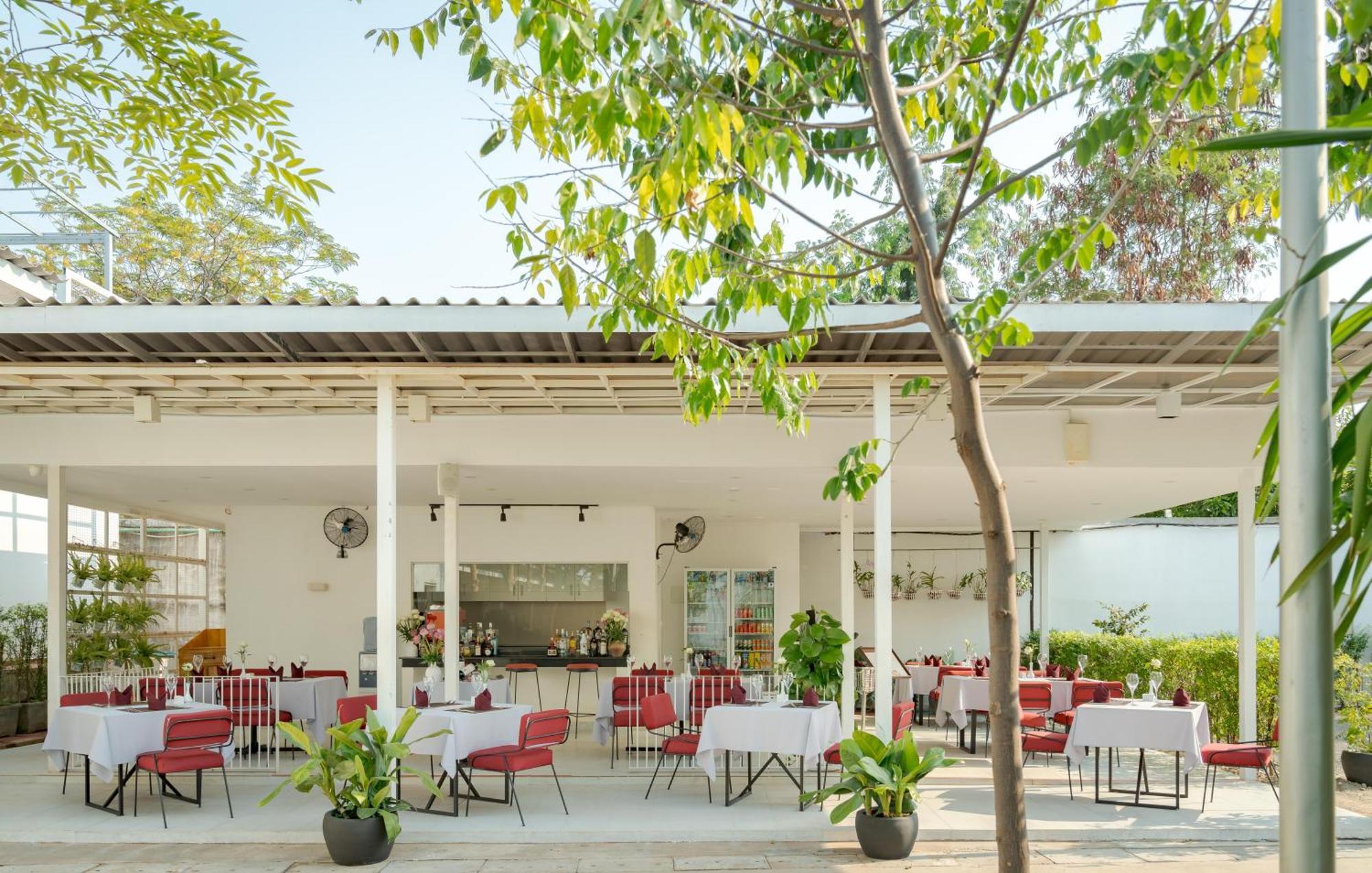 Elysium Suite Siem Reap Buitenkant foto