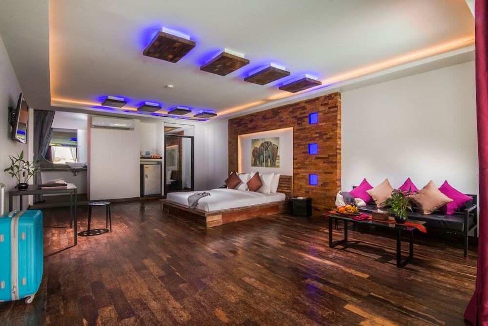 Elysium Suite Siem Reap Buitenkant foto
